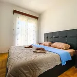 Apartments Luka Bu2