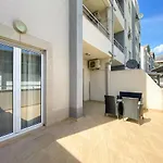 Apartments Luka Bu2